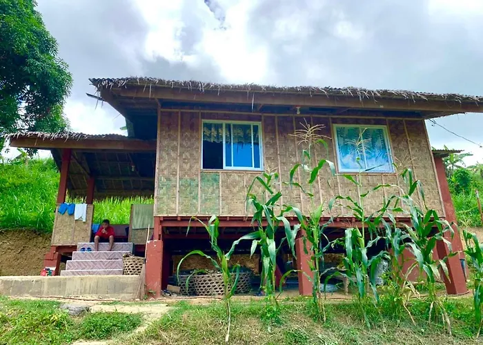 Captain'S Villa And Campsite